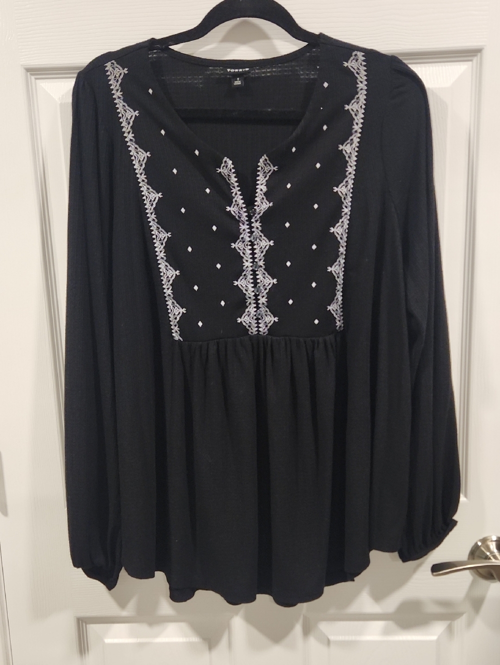 torrid Black Peasant Tunic with White Embroidery